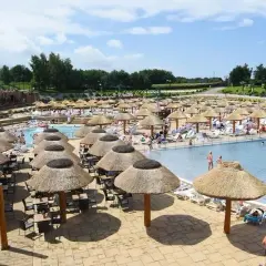 Wakacje z dzieckiem gdzie - najlepsze miejsca na rodzinny wypoczynek