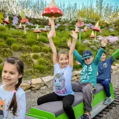 Gdzie na majówkę w Polsce z dzieckiem? Odkryj najlepsze atrakcje!