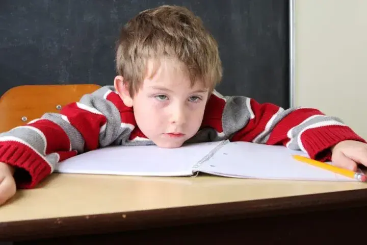 Objawy ADHD u przedszkolaka – jak je rozpoznać i zrozumieć?