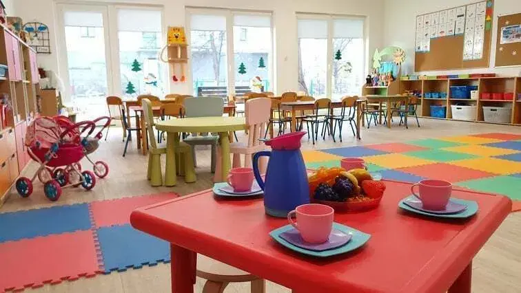 Ile kosztuje żłobek w Elblągu? Sprawdź ceny i dofinansowania